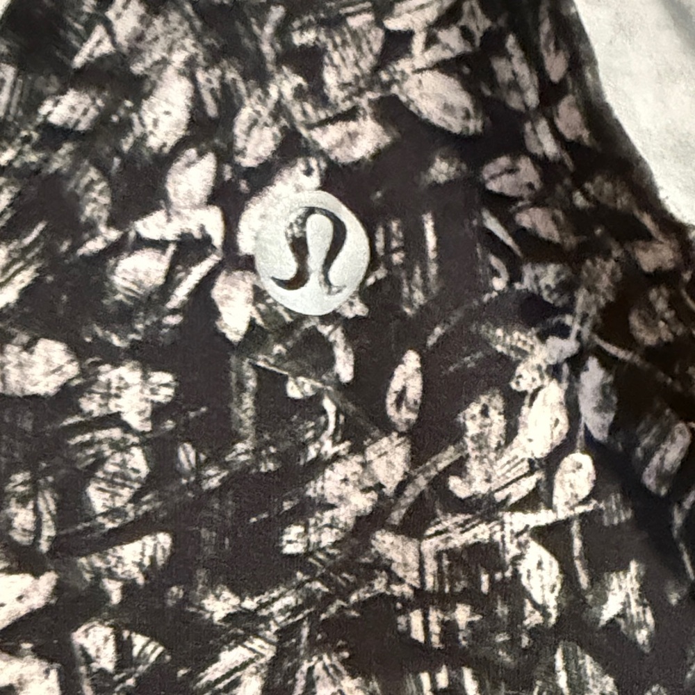 Lululemon Racerback Workout Tank Top - Picture 4 of 4